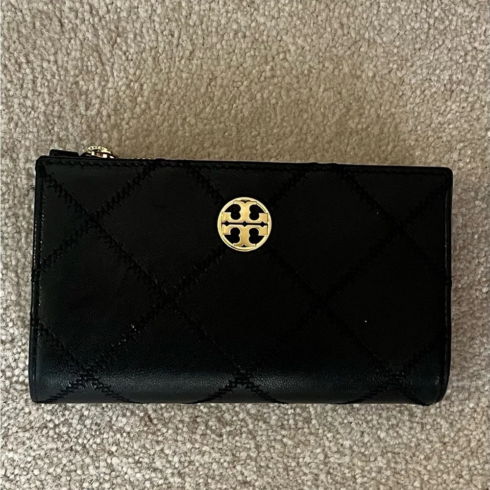 Tory Burch Black Quilted Leather Wallet with Gold Logo